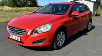 Volvo V60 T4F 2013