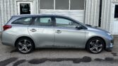 Toyota Auris Touring Sports 1.6 Valvematic 2013, bild 2 av 6